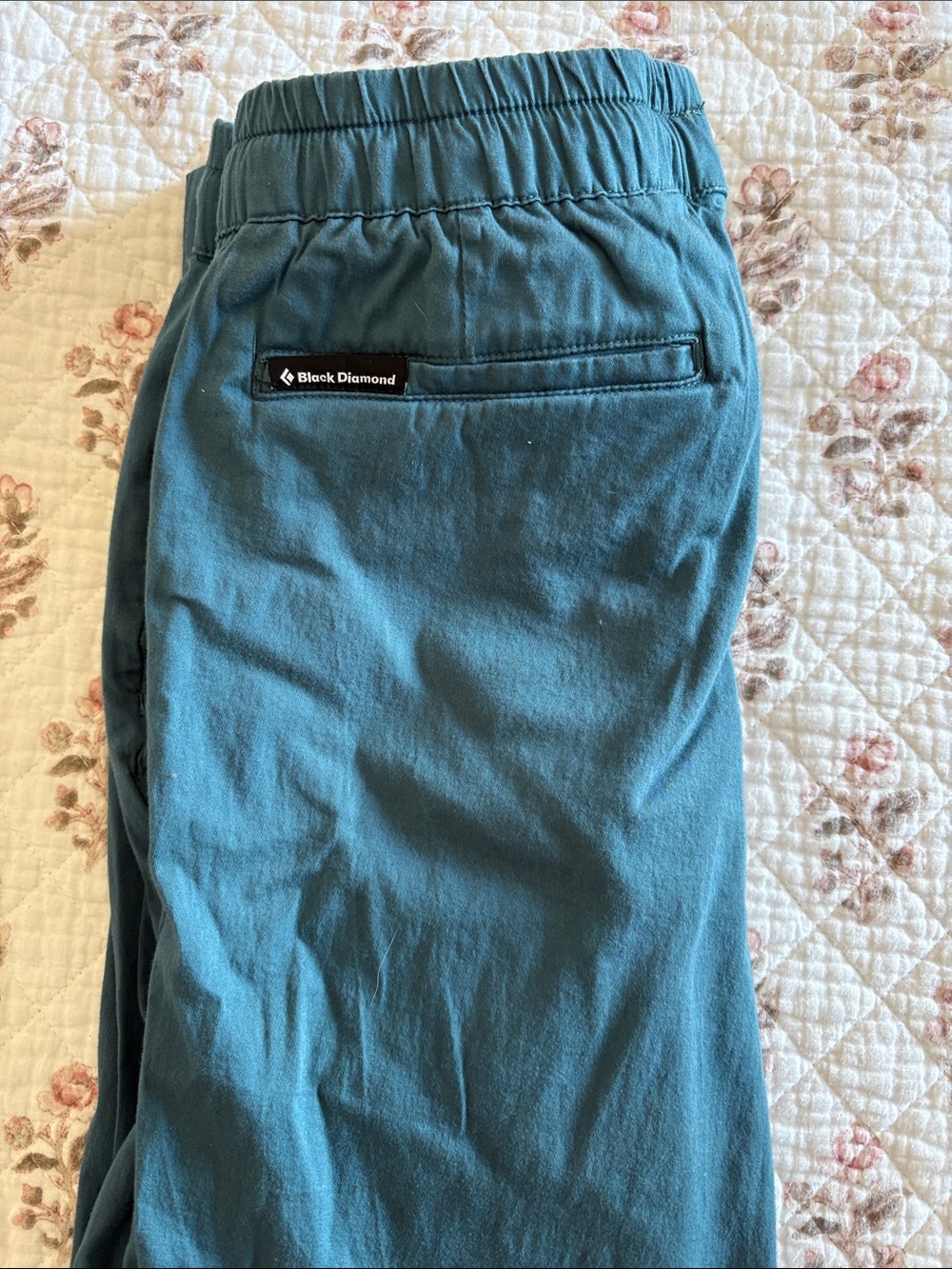 Black Diamond Notion Women's joggers Pants in Teal Blue